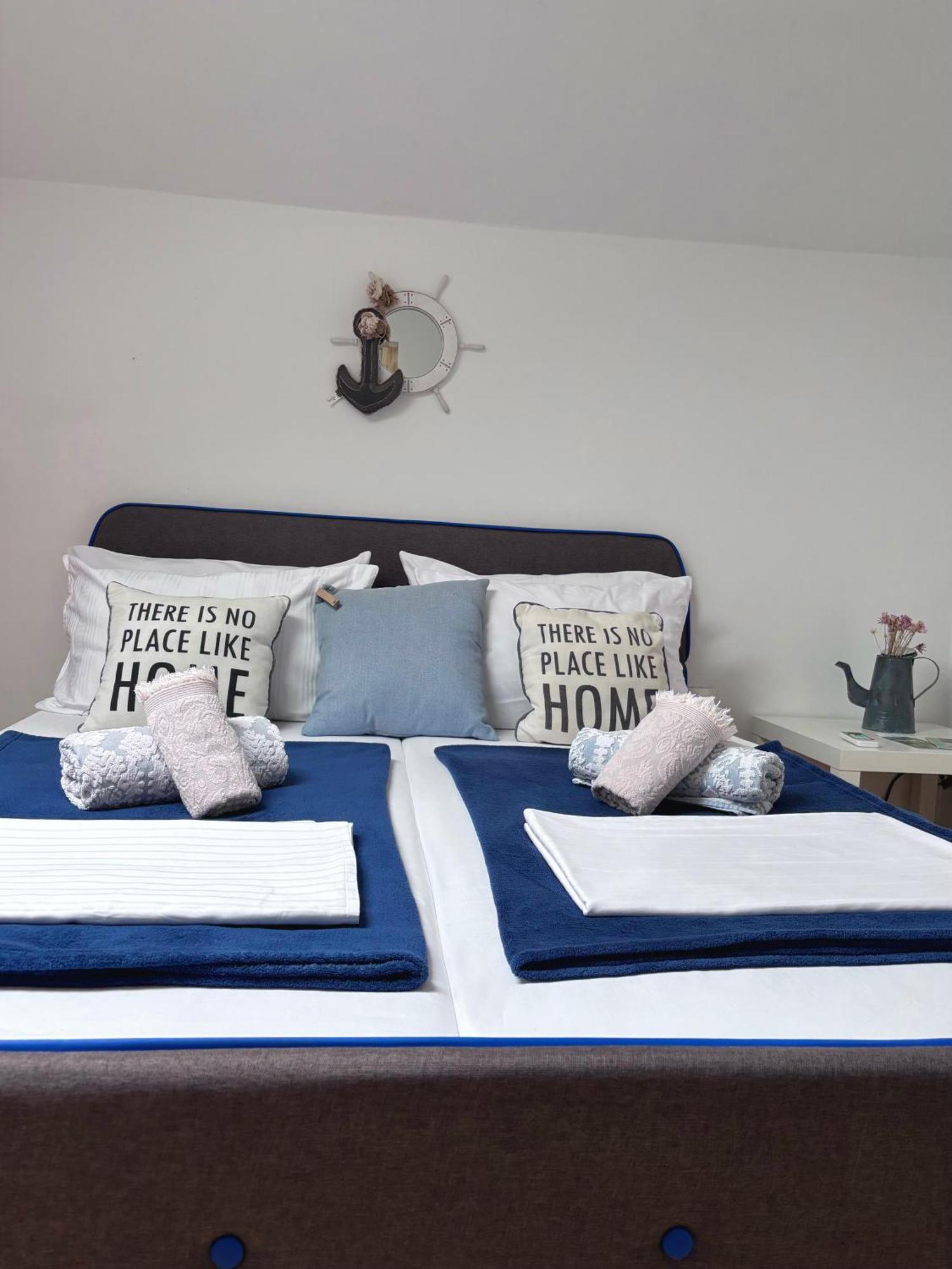 Casa Trandafirilor Hotel Tulcea Eksteriør billede