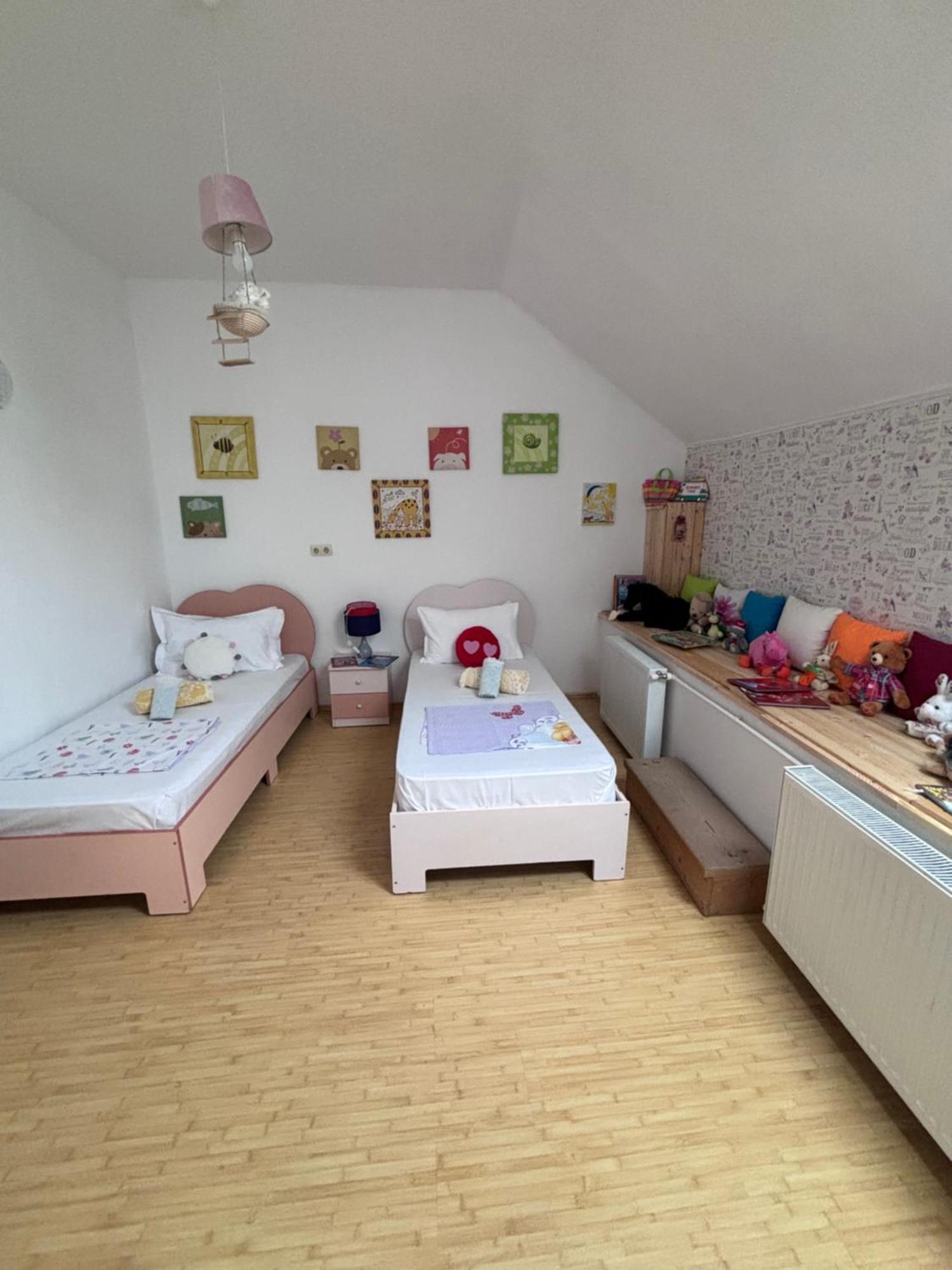 Casa Trandafirilor Hotel Tulcea Eksteriør billede