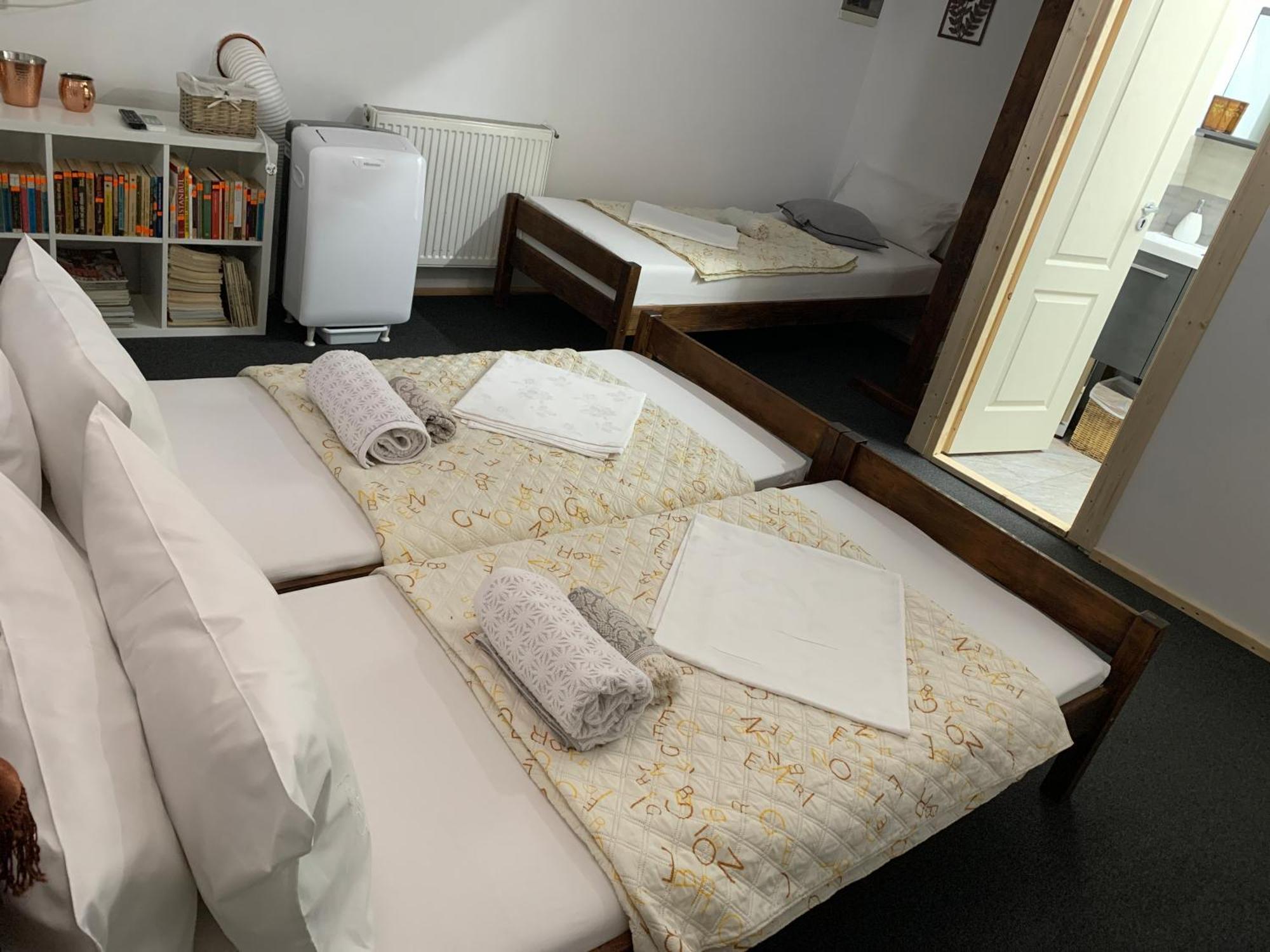 Casa Trandafirilor Hotel Tulcea Eksteriør billede
